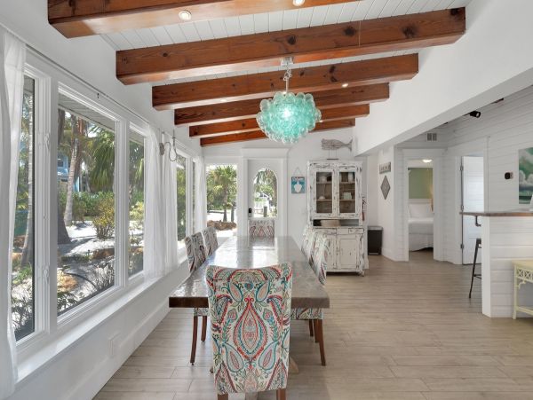 4 Bedroom Beachfront Luxury Vacation Villa Anna Maria Island