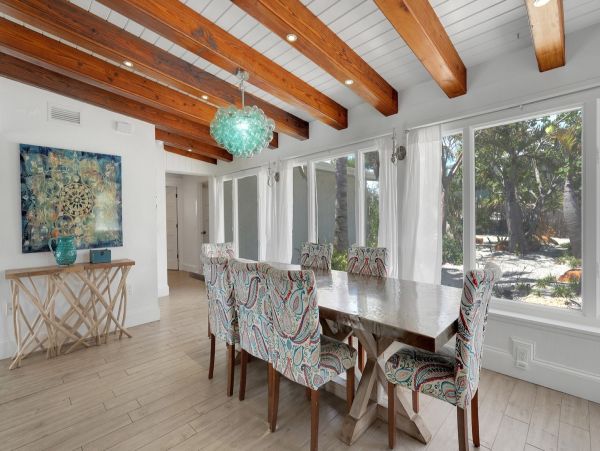 4 Bedroom Beachfront Luxury Vacation Villa Anna Maria Island