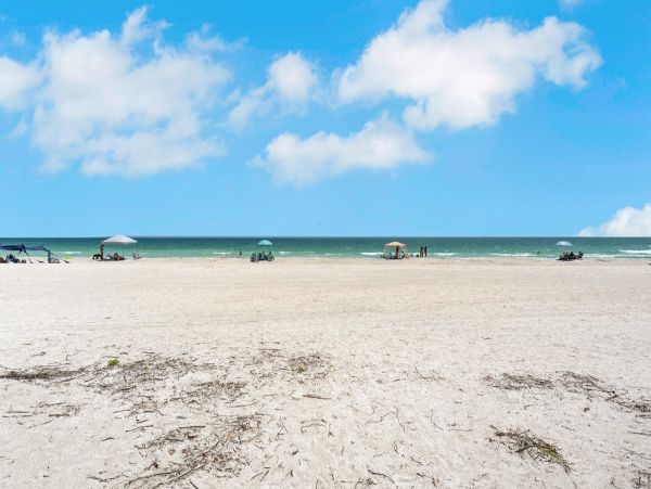 4 Bedroom Beachfront Luxury Vacation Villa Anna Maria Island
