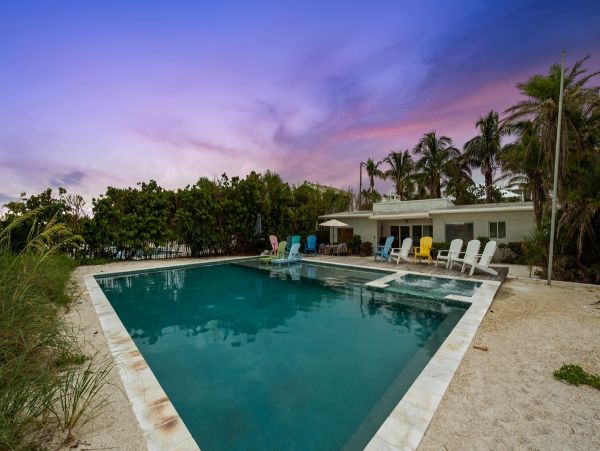 4 Bedroom Beachfront Luxury Vacation Villa Anna Maria Island