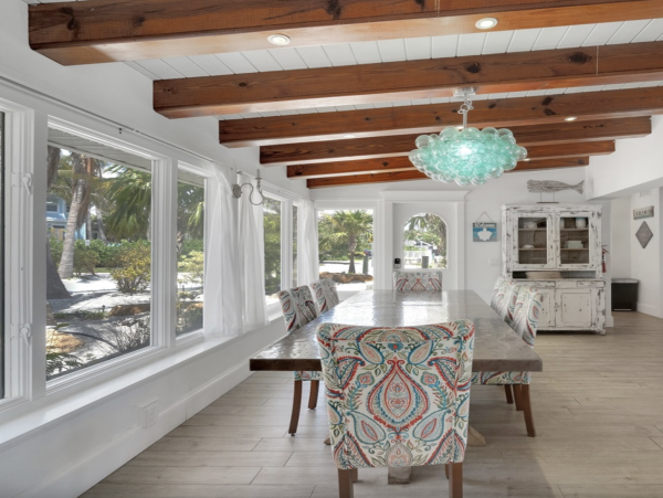 4 Bedroom Beachfront Luxury Vacation Villa Anna Maria Island