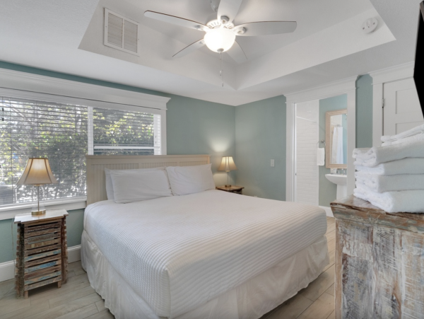4 Bedroom Beachfront Luxury Vacation Villa Anna Maria Island
