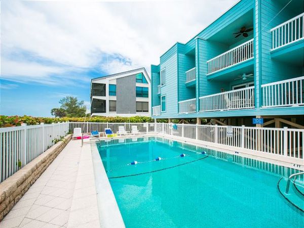 Vacation Condo on Holmes Beach with One Bedroom