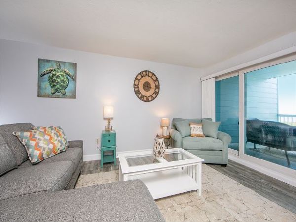 Vacation Condo on Holmes Beach with One Bedroom