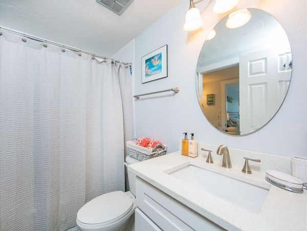 Vacation Condo on Holmes Beach with One Bedroom