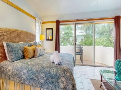 Pool Home with 4 Bedrooms to Rent on Anna Maria Island.