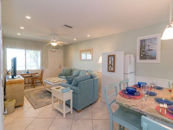 Bradenton Beach Two Bedroom Rental Accommodation