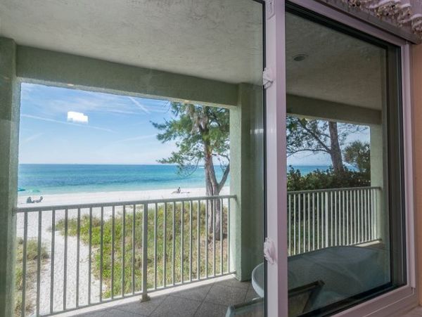 Bradenton Beach Two Bedroom Rental Accommodation