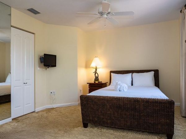 Located on Gulf Drive Anna Maria Home with Gulf Views