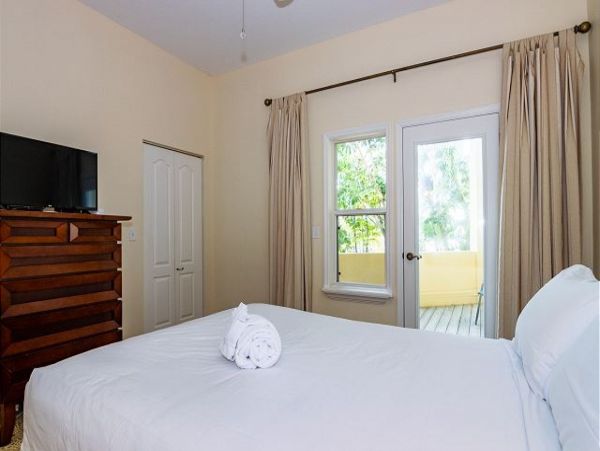 Located on Gulf Drive Anna Maria Home with Gulf Views