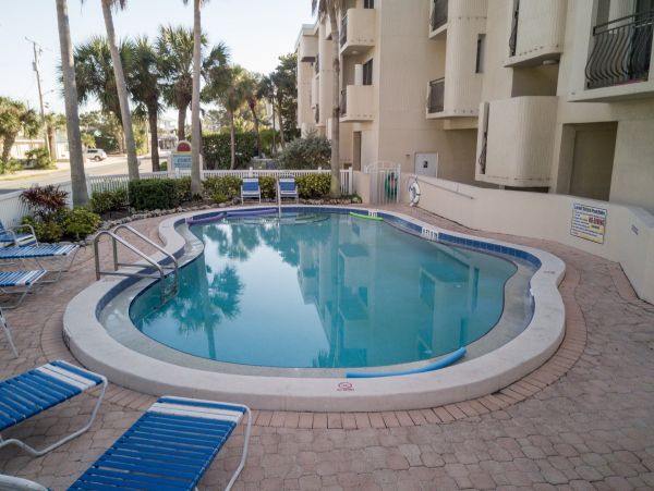 Anna Maria One Bedroom Sleeps 5 Views Of The Gulf of Mexico