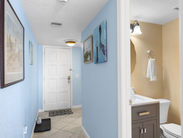 Anna Maria One Bedroom Sleeps 5 Views Of The Gulf of Mexico