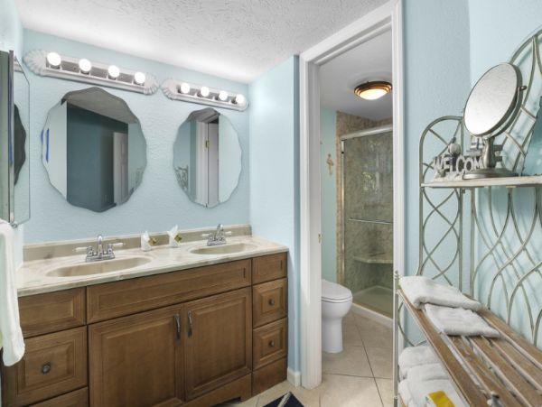 Anna Maria One Bedroom Sleeps 5 Views Of The Gulf of Mexico