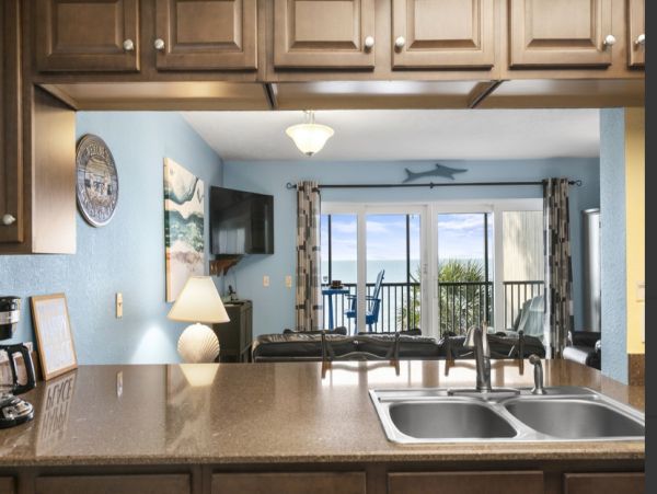 Anna Maria One Bedroom Sleeps 5 Views Of The Gulf of Mexico