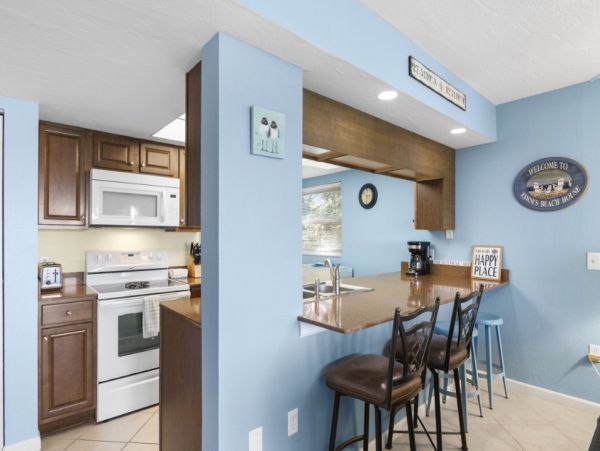 Anna Maria One Bedroom Sleeps 5 Views Of The Gulf of Mexico