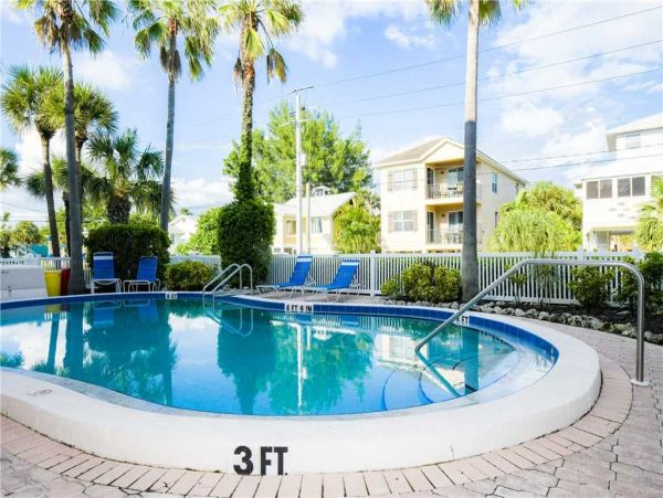 Two Bedroom  Gulf Front on Bradenton Beach Rent Today