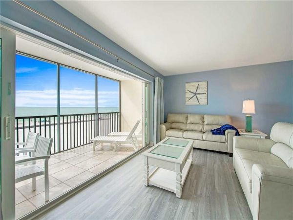 Two Bedroom  Gulf Front on Bradenton Beach Rent Today