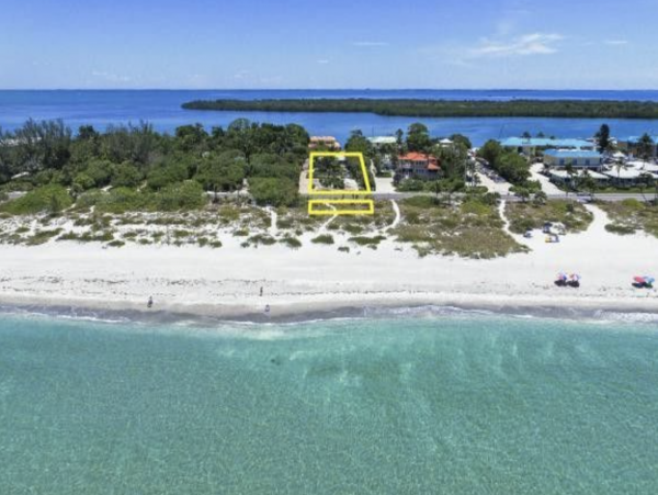Two Bedroom  Gulf Front on Bradenton Beach Rent Today