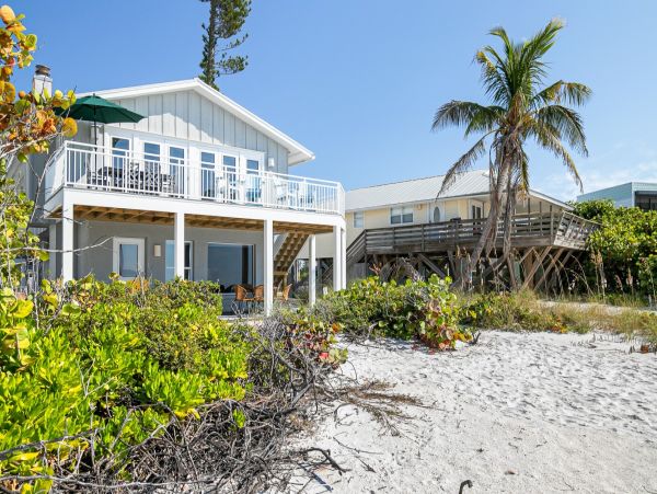 Anna Maria Island Just Renovated Beach Cottage Right on the Sand!