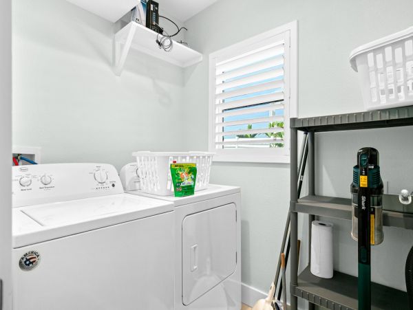 Anna Maria Island Just Renovated Beach Cottage Right on the Sand!