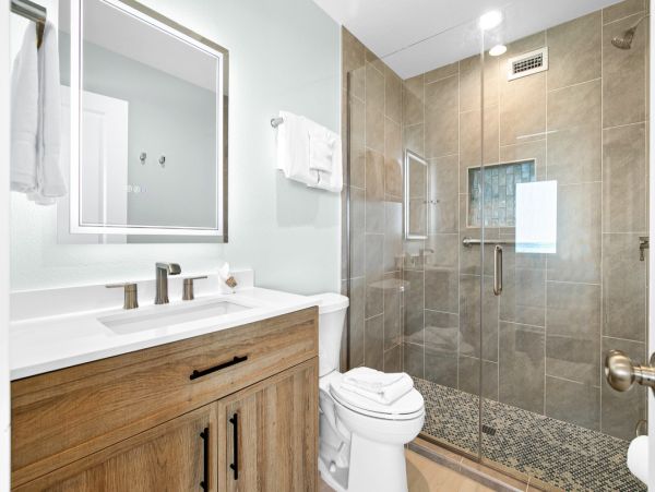 Anna Maria Island Just Renovated Beach Cottage Right on the Sand!