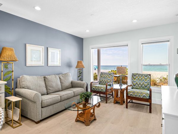 Anna Maria Island Just Renovated Beach Cottage Right on the Sand!