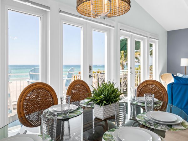 Gulf Front Vacation Rental with Panoramic Views - Florida Beachfront Rental with Private Deck