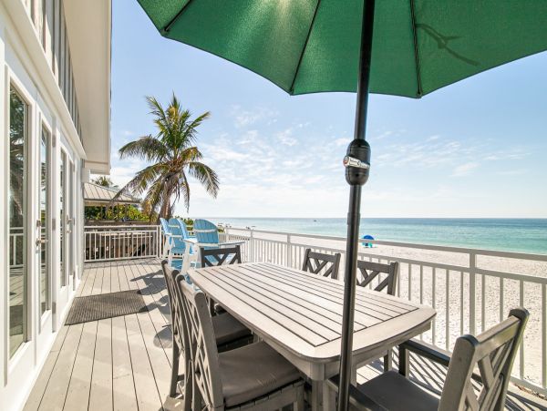 Gulf Front Vacation Rental with Panoramic Views - Florida Beachfront Rental with Private Deck