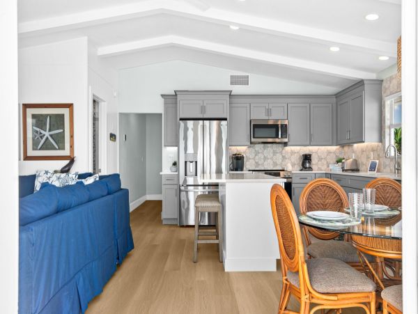 Gulf Front Vacation Rental with Panoramic Views - Florida Beachfront Rental with Private Deck