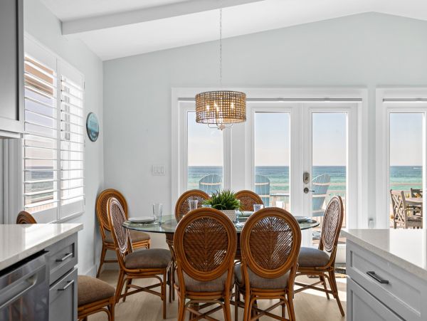 Gulf Front Vacation Rental with Panoramic Views - Florida Beachfront Rental with Private Deck