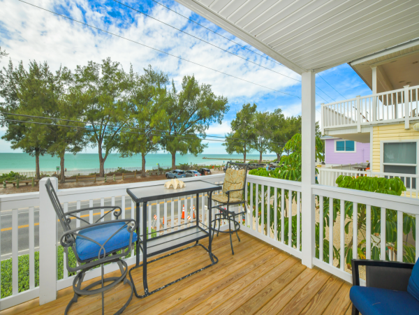 2 Bedroom Vacation Home Rental- Views of Gulf  3o Seconds to Beach