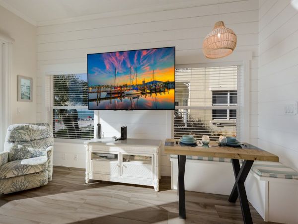 Vacation Condo For Rent with Pool at Bradenton Beach