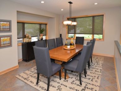 West Vail Luxury Rental 30 Yards from the Free Shuttle