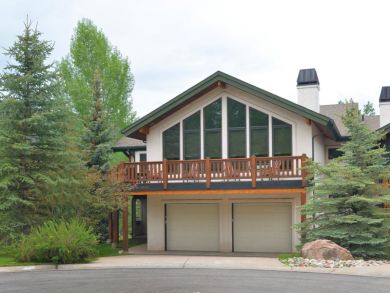West Vail Luxury Rental 30 Yards from the Free Shuttle
