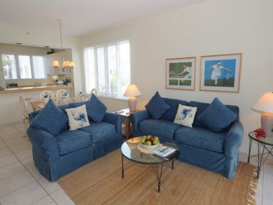 Great Value Longboat Key Mid Island Vacation Town Home