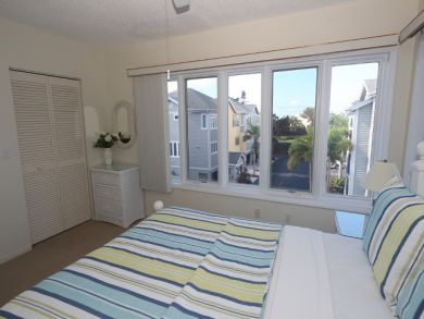 Great Value Longboat Key Mid Island Vacation Town Home