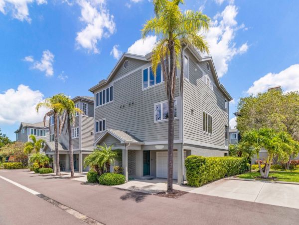 Luxury Vacation Rental on Longboat Key 2 Bedrooms