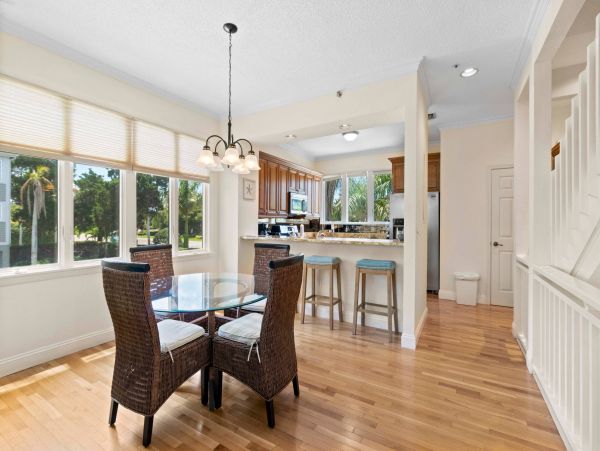 Luxury Vacation Rental on Longboat Key 2 Bedrooms