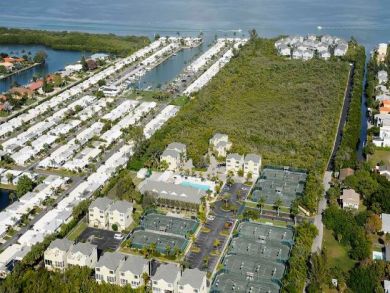 One bedroom 2 bath Longboat Key Tennis Rental