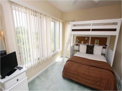 Full Bed with Twin Bunk Bed in Bedroom 2