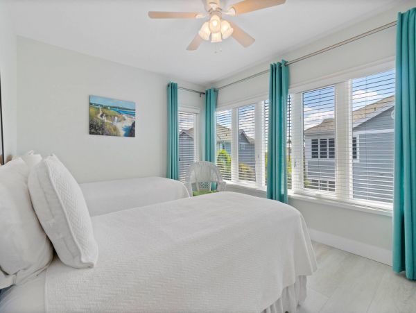 Beautiful 2 Bedroom Condo in Longboat Key