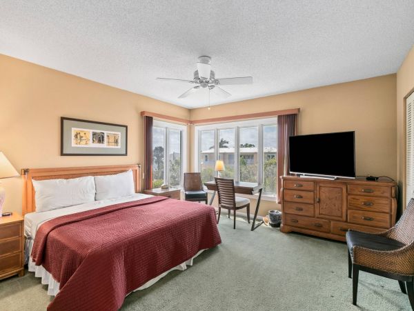 2 Bedroom Longboat Key Vacation Townhome Sleeps 6 Guests