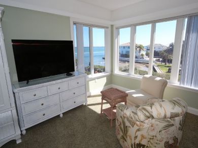 Longboat Key Bayside Townhome Close to the Beaches Sleeps 4 Longboat Key Bayside Townhome Close to the Beaches Sleeps 4