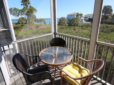Longboat Key Bayside Townhome Close to the Beaches Sleeps 4