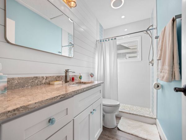 Longboat Key Vacation Rental with Pool and Tennis Court