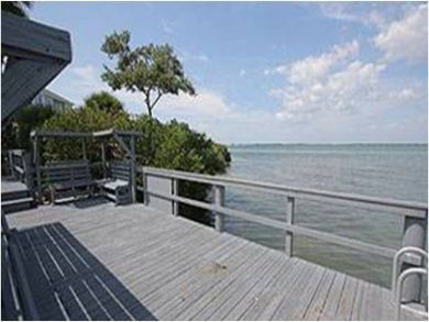 Dock