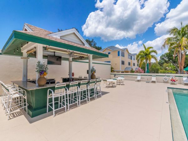 Longboat Key Vacation Condo Two Bedroom Walk to Beach