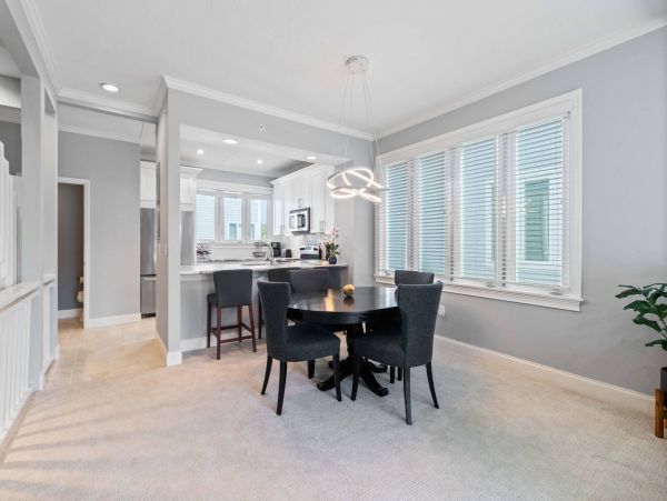 Longboat Key Vacation Condo Two Bedroom Walk to Beach