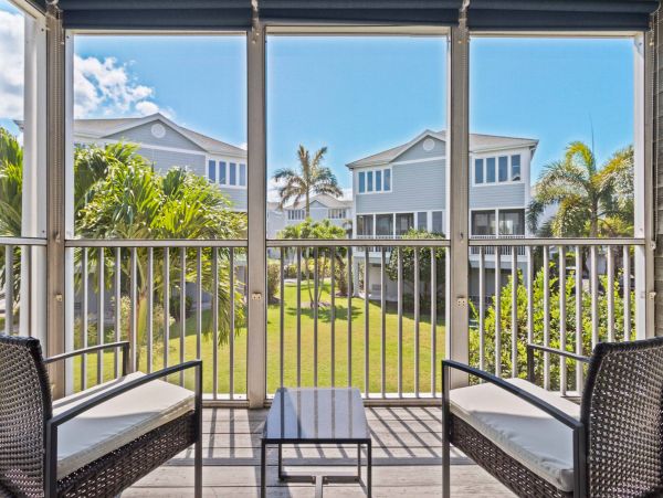 Longboat Key Vacation Condo Two Bedroom Walk to Beach