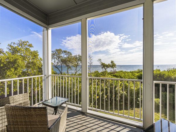 Longboat Key Vacation Rental with Bay Views - Luxury Two Bedroom Townhome